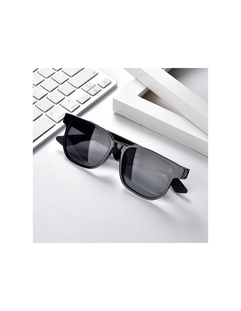 Smart Sunglasses with Bluetooth 5.1 Audio
