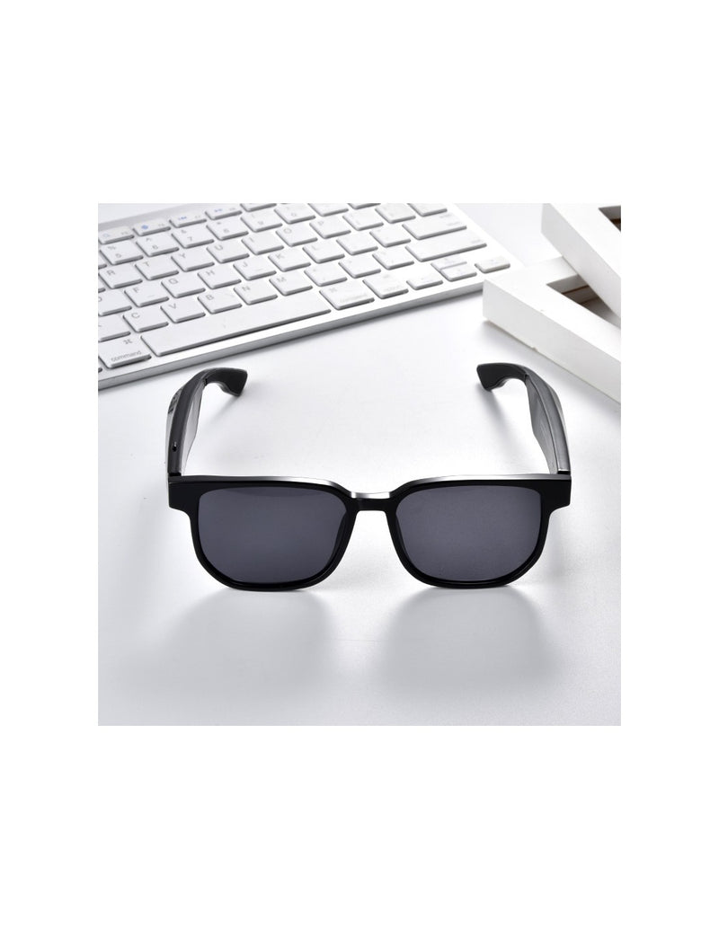 Smart Sunglasses with Bluetooth 5.1 Audio